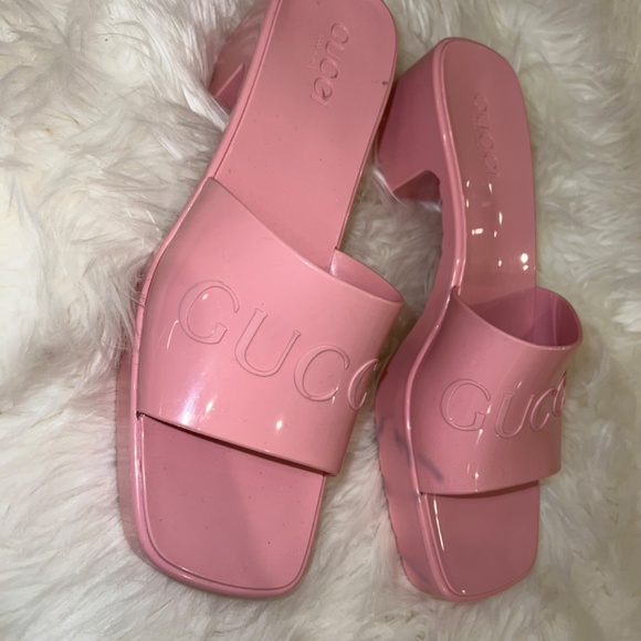 Gucci rubber slide sandal size 41 - Picture 3 of 4